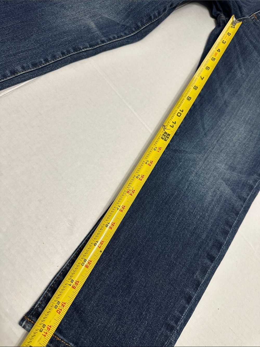 Kut from the Kloth Ankle Straight Leg Reese Cropped Denim Womens 4 Petite - Picture 7 of 7